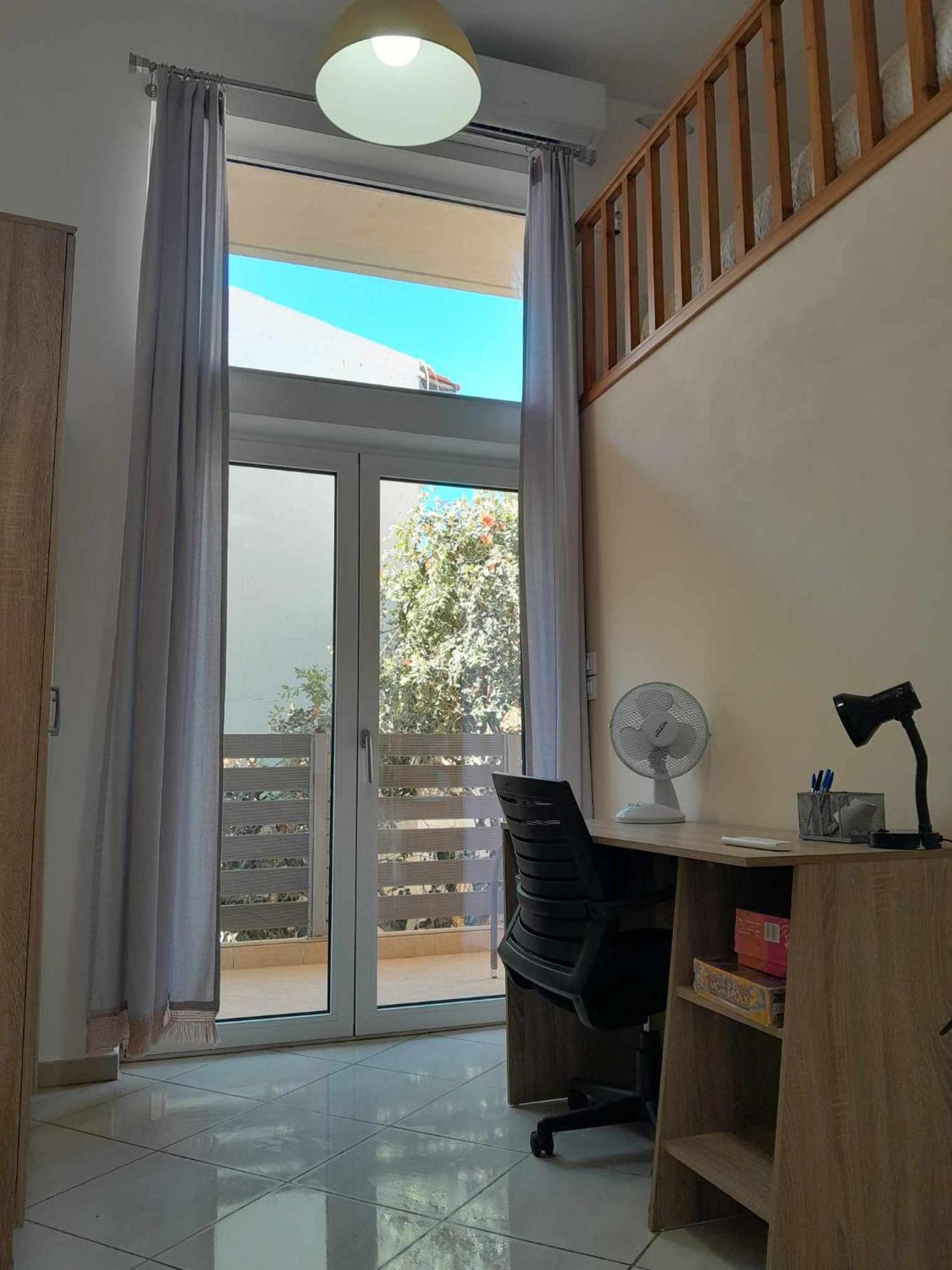 The Getaway Apartment Agia Marina  Exterior photo
